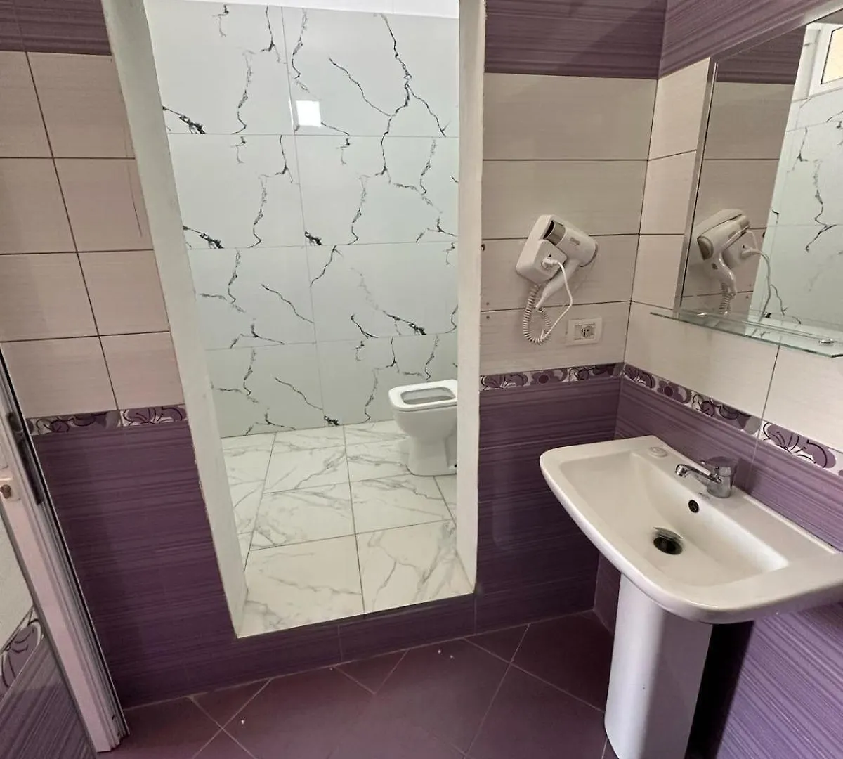 Elby Apartment ,Airport Pick Up Drop Off Berat 0*,  Albania